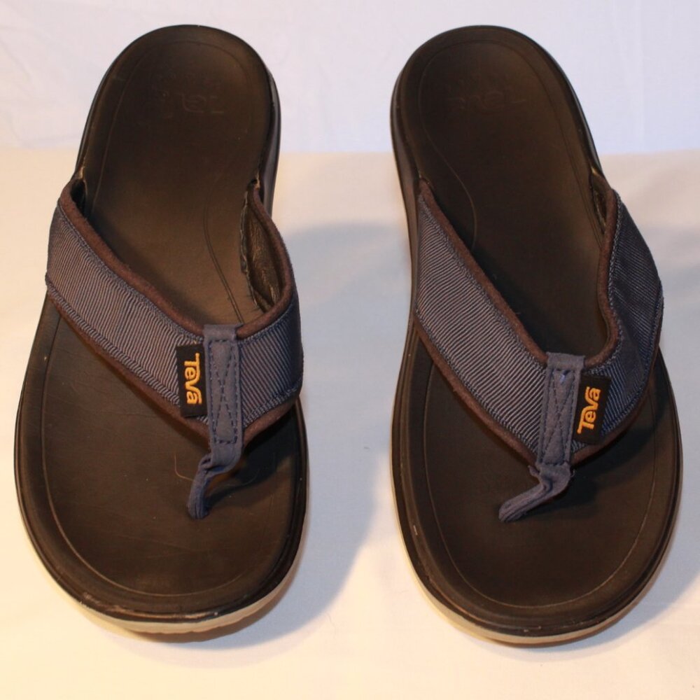 Teva Men's Size US 8  EU 40.5 Navy Blue and Black Terra-Float Flip Flop Sandals